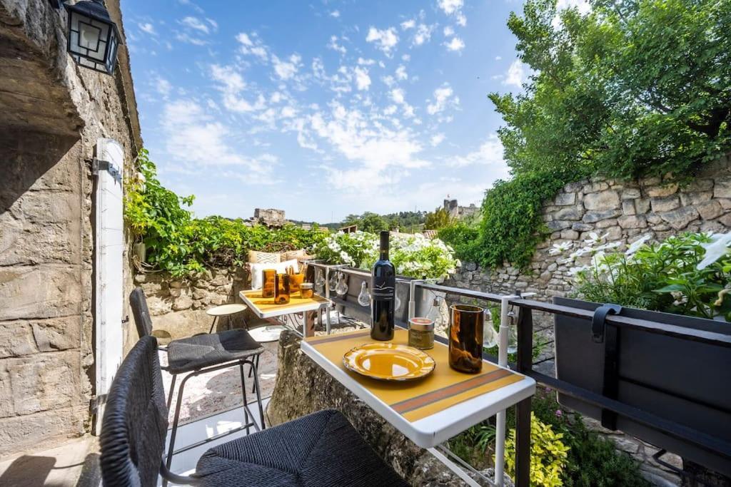 Le Balcon Du Prince Noir Les Baux-de-Provence Exterior foto